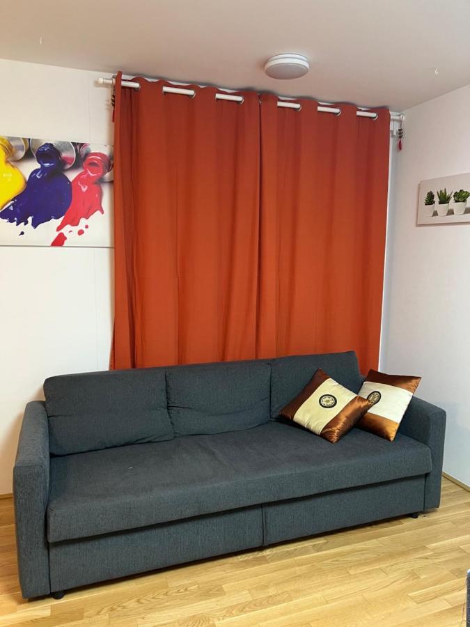 Modern Apartment Bei U Bahn Simmering Wien Exteriör bild